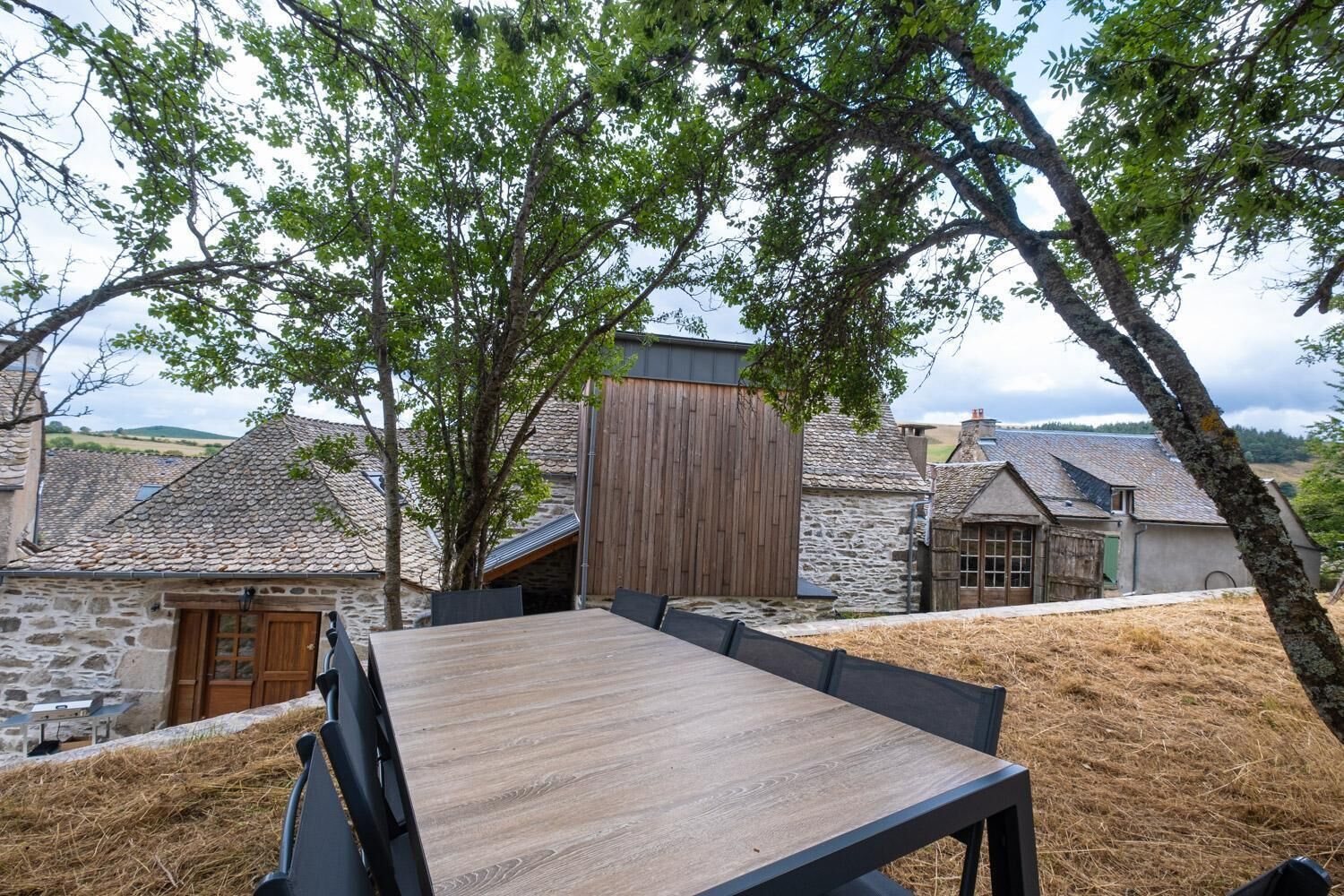 تناول الطعام بالخارج