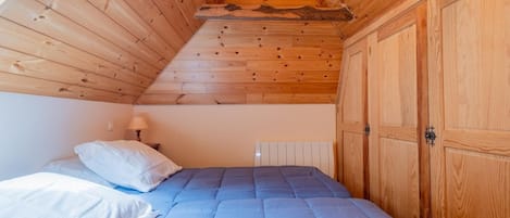 4 chambres, fer et planche Ă repasser, accĂšs au Wi-Fi (inclus)