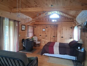 1 bedroom, bed sheets
