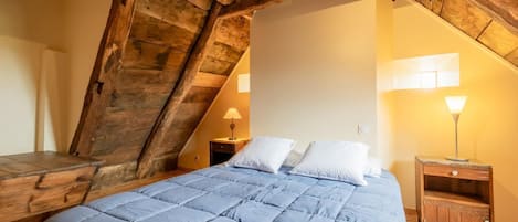 8 camere, Wi-Fi gratuito
