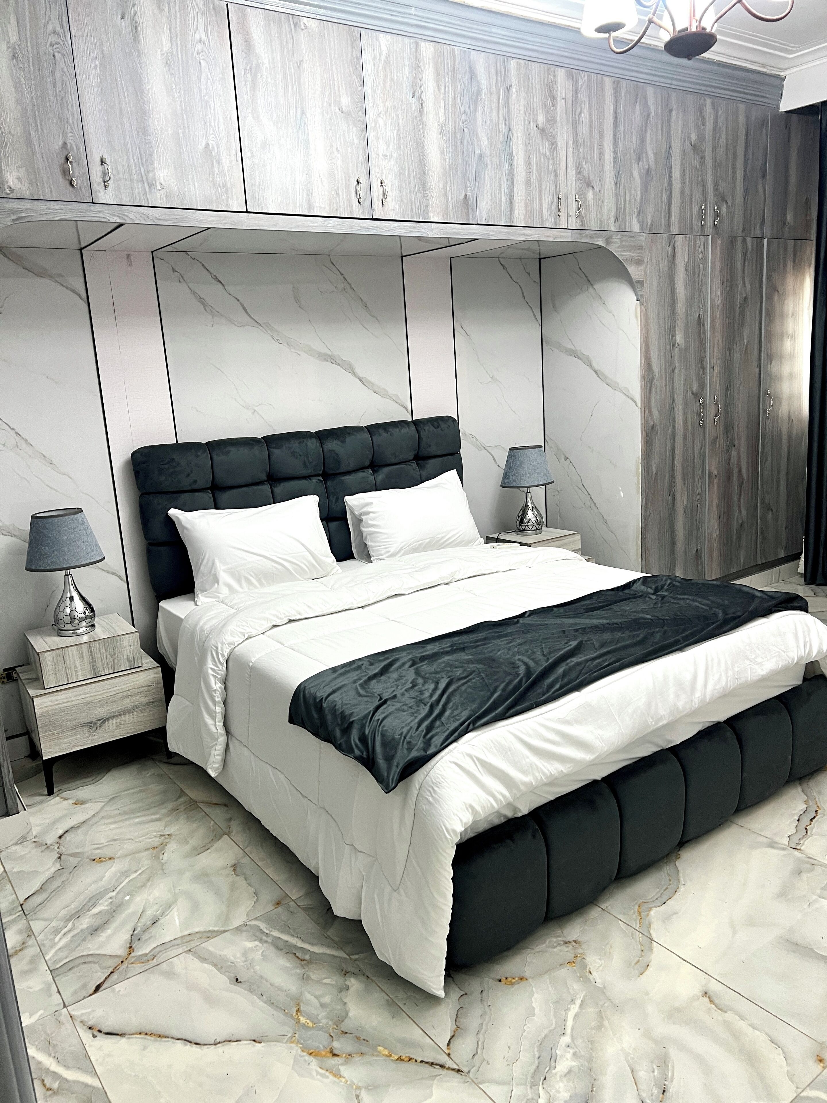 3 dormitoris, planxa i posts de planxar, wifi i roba de llit 