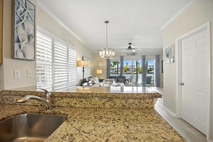 Lovely Water View! 3 Bed, 3 Ba Townhome, Cabana Club: Oceanfront Beach, Pool! - Duck Key, FL