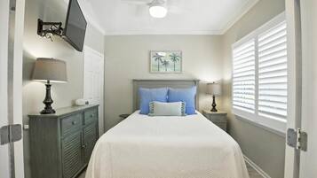 3 bedrooms, iron/ironing board, travel cot, free WiFi