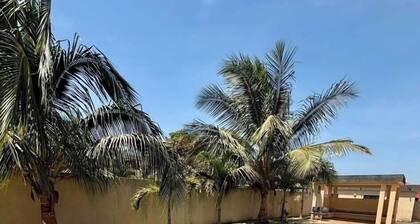 Villa de luxe à Ngaparour côté saly center-special reductions sejours + 7 jours