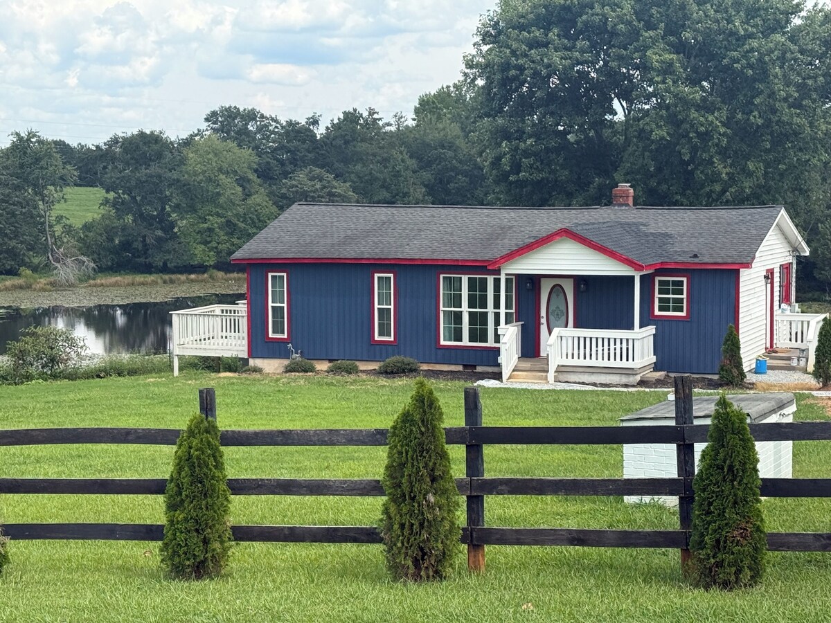 Photo 2 of Pond View provides a quiet privacy just 8 minutes from the airport.