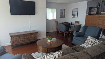 Älytelevisio, kirjoja