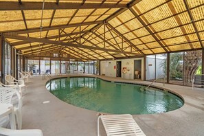 Indoor pool, outdoor pool - May@90.00 June/July@100.00-Full Kitchen-Screened Balcony-8 min to Beach - Pools (Little River)