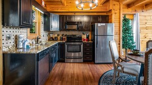 Private kitchen - Romantic Lookout | Incredible Views - Hot Tub - Pool Table (Sevierville)