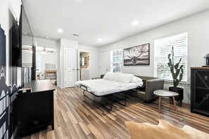 3 bedrooms, free WiFi, bed sheets