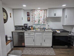 Microwave, oven, stovetop, dishwasher