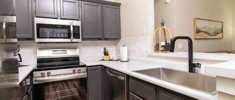 Fridge, microwave, oven, stovetop