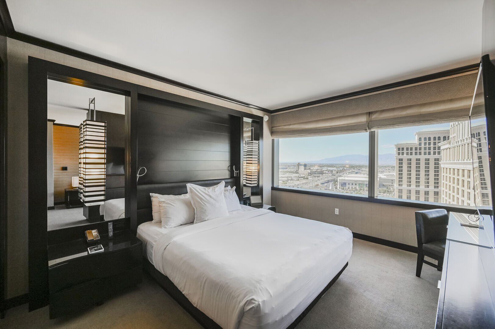 1 chambre, bureau, fer et planche à repasser, Wi-Fi gratuit