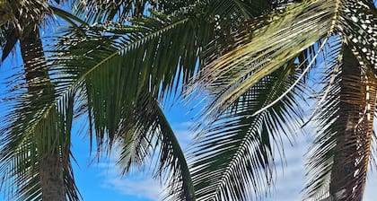 Spacious Oceanfront Villa_Game Room Bar, XL Balcony, Park_Family &Groups Retreat