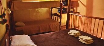 Cabin 3 in Cerro San Martín| Sleeps 4| The heart of the Quebrada| Maimará, Jujuy