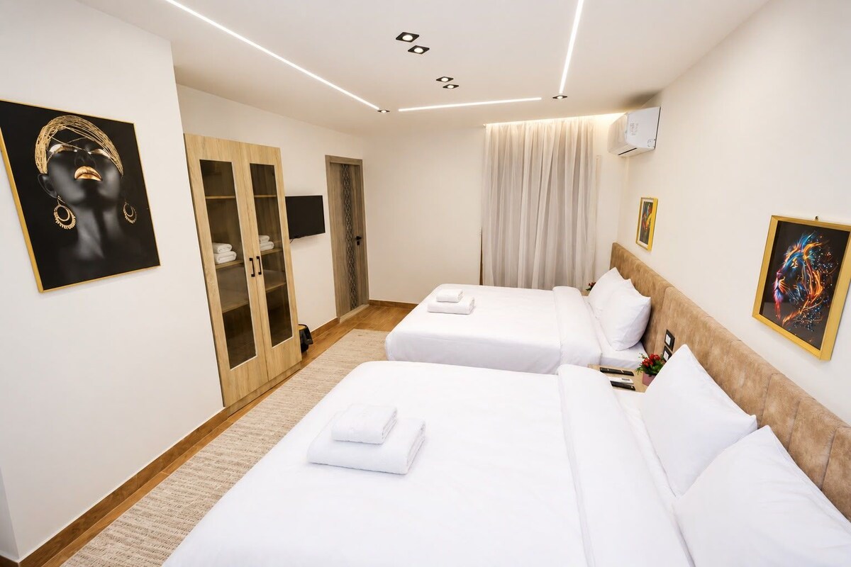 Grand Quadruple Room, 2 Double Beds, Mountain View | In-room safe, desk, soundproofing, iron/ironing board (on request)