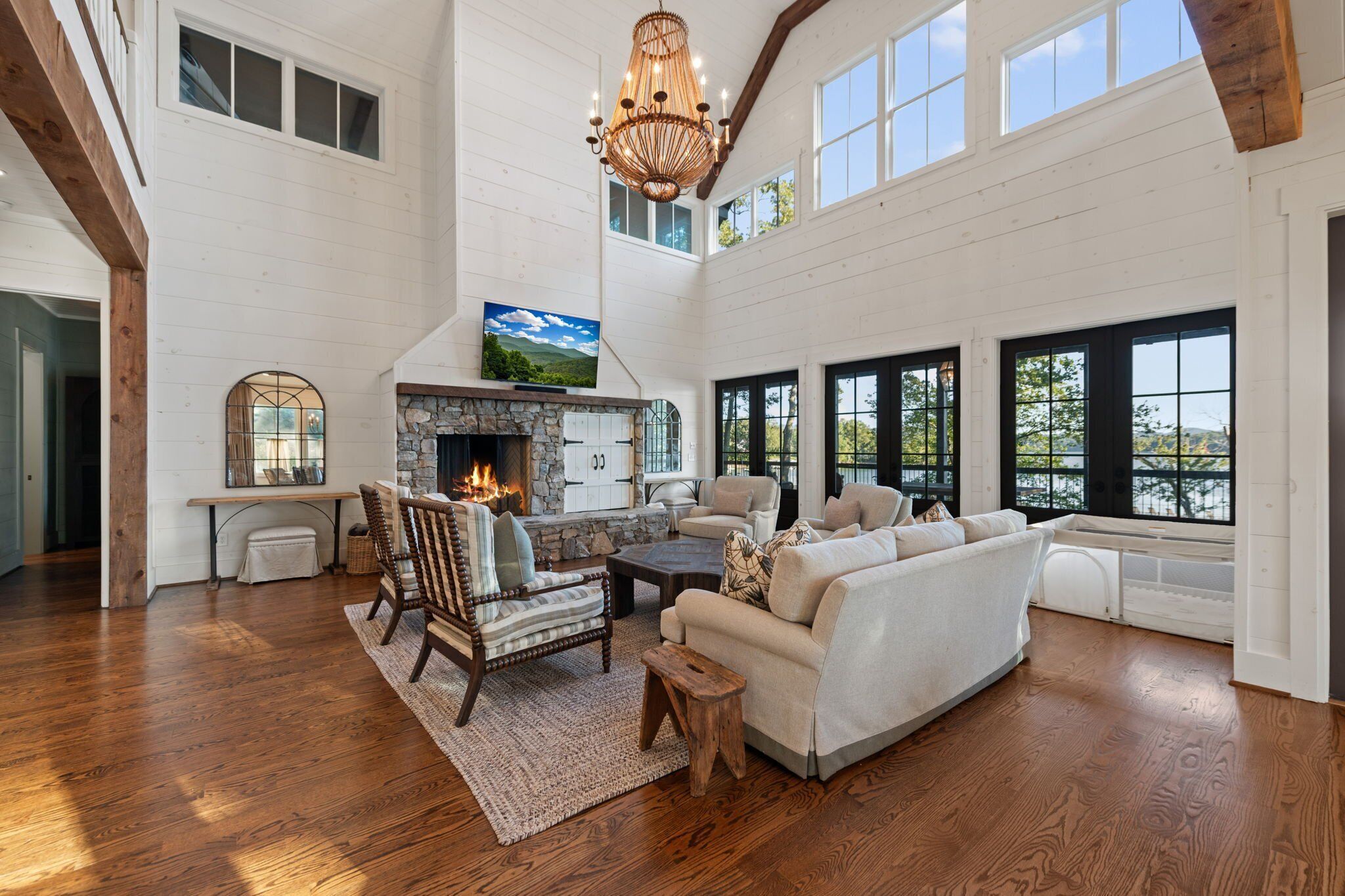 Smart TV, fireplace, offices