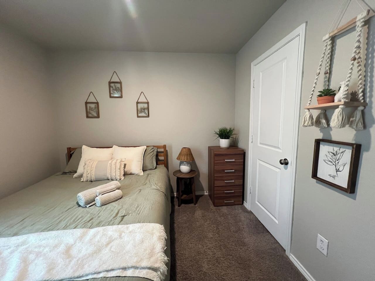 3 chambres, Wi-Fi gratuit, draps fournis