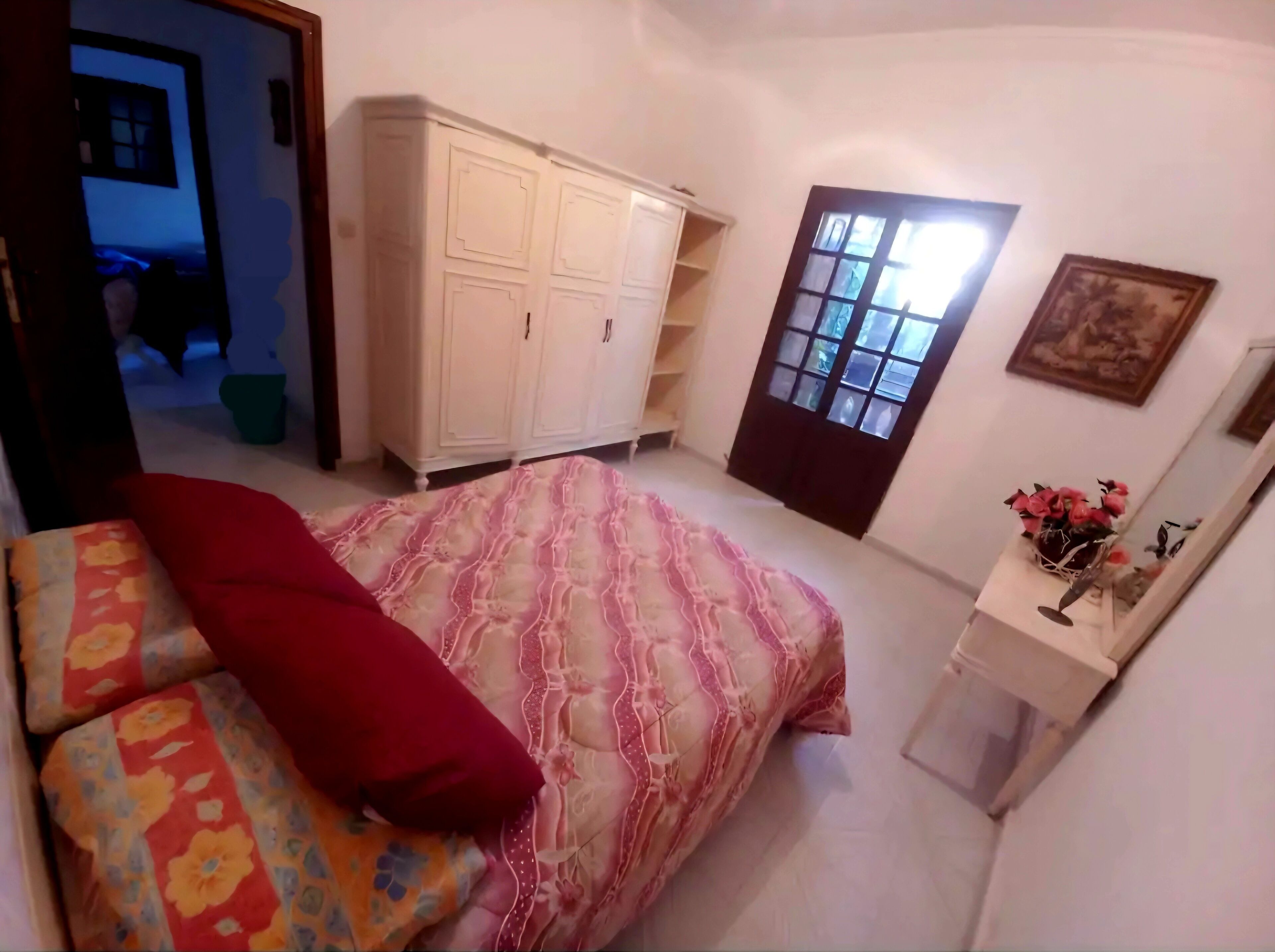 2 bedrooms, WiFi (free), bed sheets