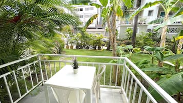 Executive-Suite, 1 Schlafzimmer, Poolzugang, Gartenblick | Blick auf den Garten