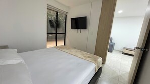 1 bedroom, bed sheets