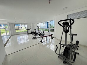Fitness facility - Spacious and beautiful apartment with swimming pool gym (Armenia)