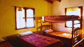 2 bedrooms, free WiFi, bed sheets, wheelchair access