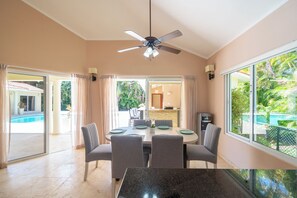 Photo non classée, 4 sur 23, bouton