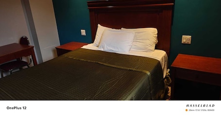 Quarto solteiro standard, para não fumantes | Escrivaninha, Wi-Fi de cortesia