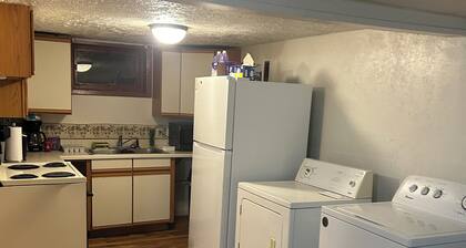 Charming 1-bedroom apartment in fabulous Gillette with AC