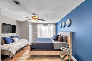 3 bedrooms, iron/ironing board, travel cot, WiFi