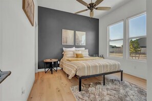 1 chambre, bureau, Wi-Fi gratuit, draps fournis