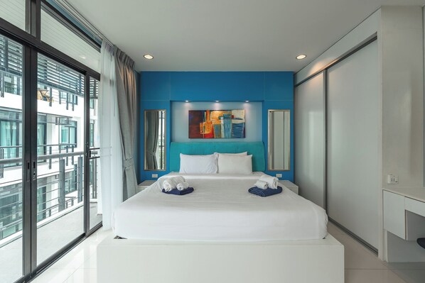 Apartment, Balcony