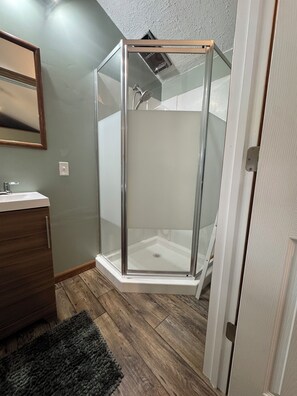 Handtücher, Seife, Toilettenpapier