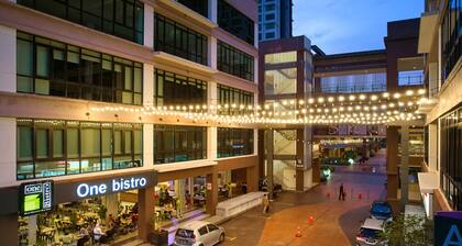 3-bedroom condo in awesome Putrajaya with AC, fitness room