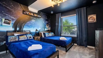舒适双床房 | 笔记本电脑工作区、免费 WiFi