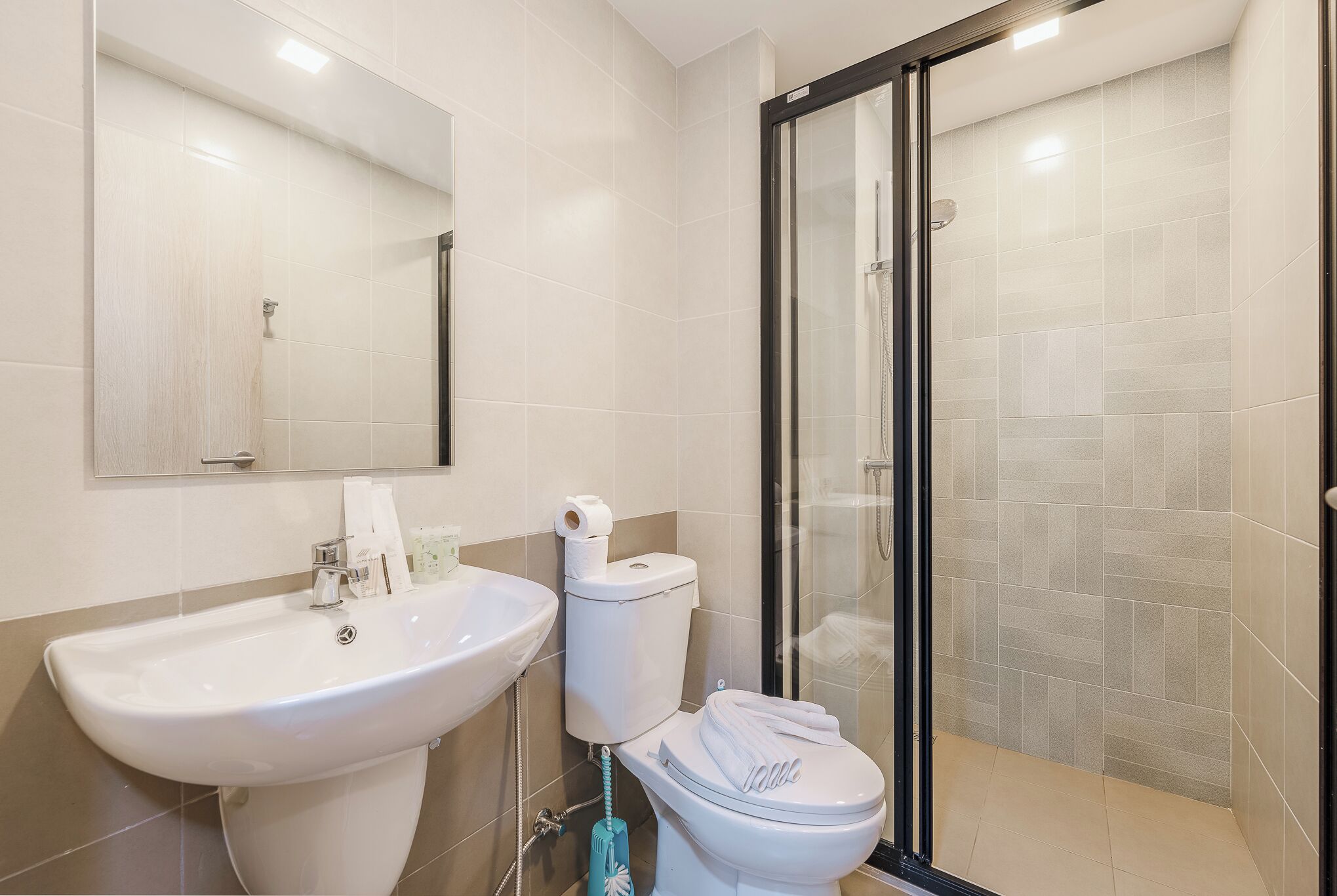 Apartment, Balcony | Bathroom