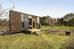 Exterior - Tiny in the Orchard by Tiny Away (Mitchell Park)