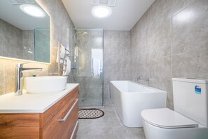 Douche, séchoir à cheveux