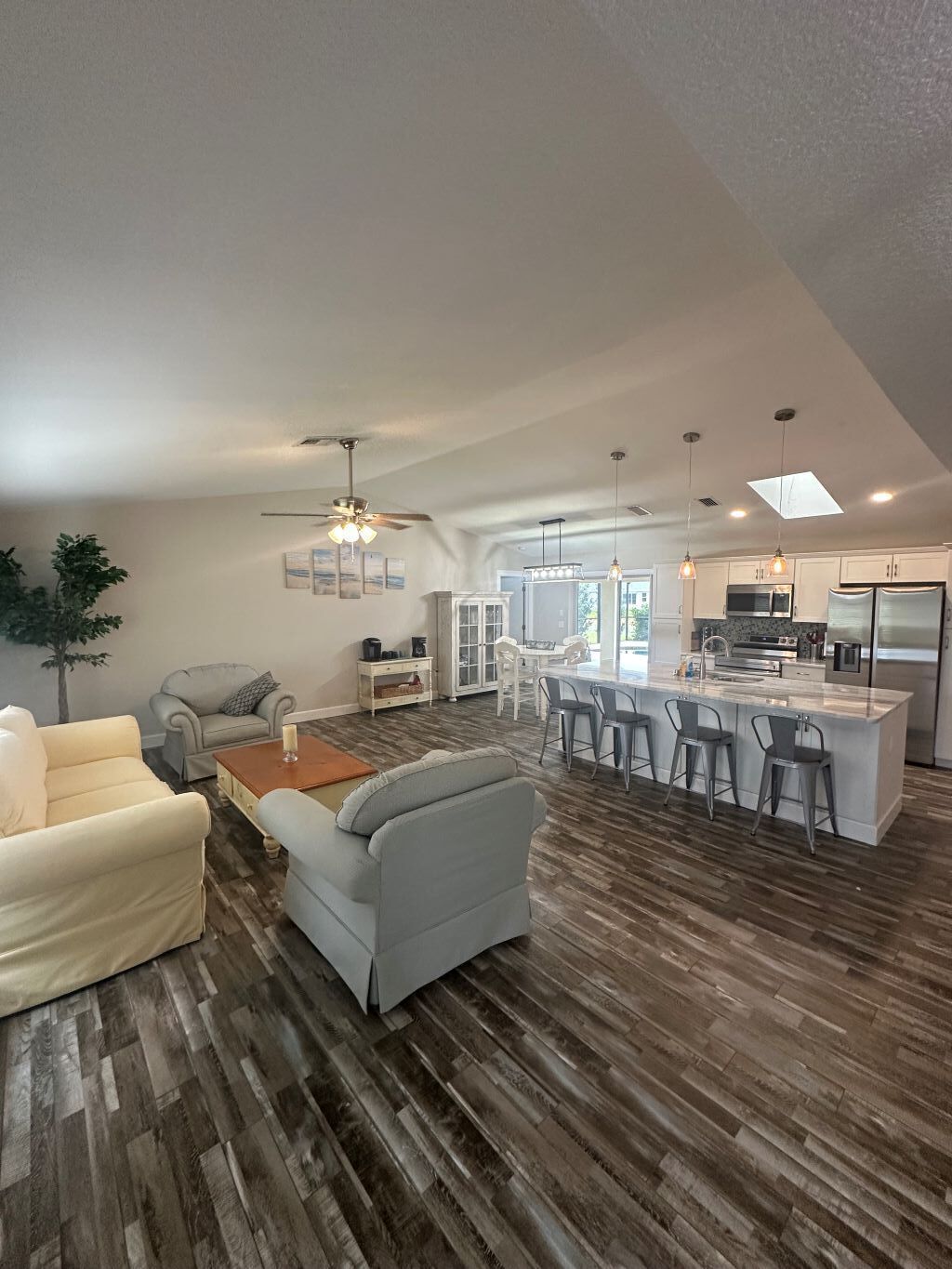 Smart TV, video games, DVD player