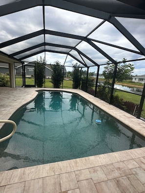 Piscine extérieure, piscine chauffée