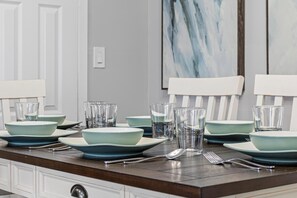 Unclassified image, 2 of 42, button - Soothing Modernized 3-bedroom house in Saint Paul 4k TV w bubble hockey! (Saint Paul)