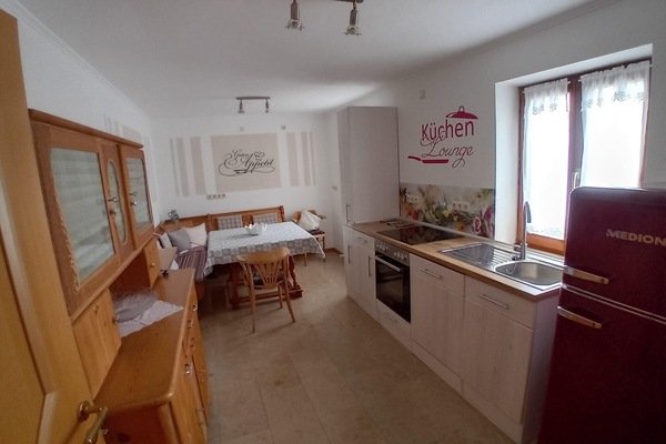 Lichtdurchflutete Ferienwohnung mit Empore-Küche