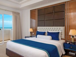 Deluxe Studio, Balcony, Beach View | Desk, laptop workspace, free WiFi