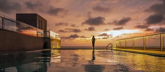 Negombo Ocean Breeze Apartments