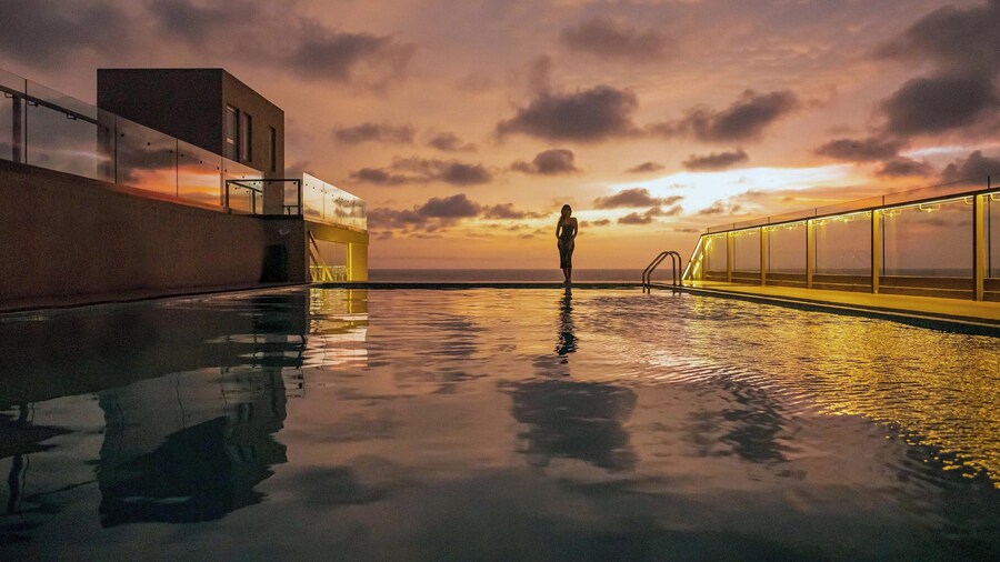 Negombo Ocean Breeze Apartments