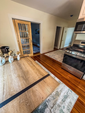 Microwave, oven, stovetop