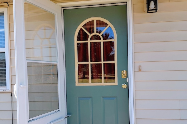 Welcome to The Crane's Nest. The front door has keyless entry.