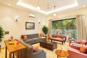 Basic-Villa | Wohnzimmer