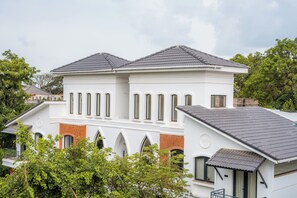 Exterior - Laguna Pulse (Anjuna)