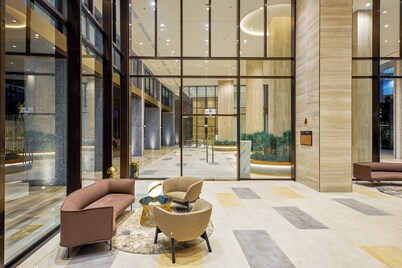 Midtown Premium Apartments